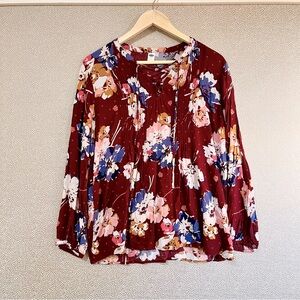 M Old Navy Swing Floral Top